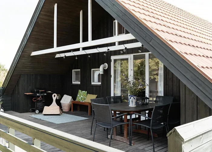 A-frame House With In The Backyard * 欧德尔